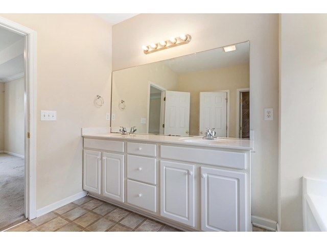 Photo of 479 Slate Drive