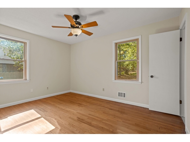 Photo of 489 Neville Street