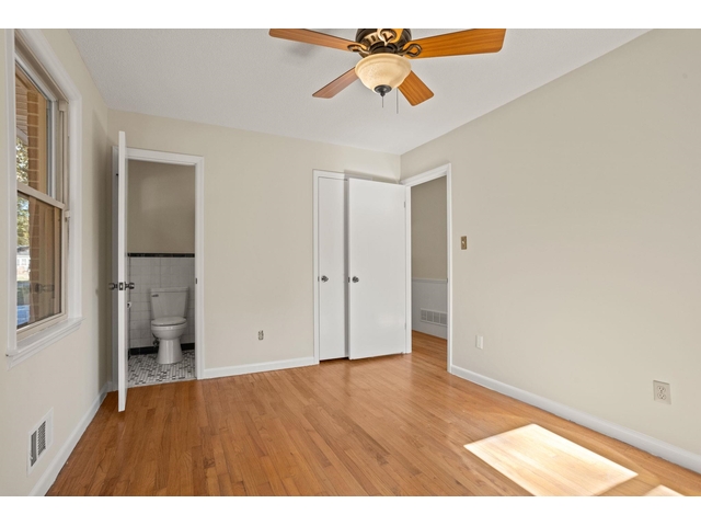 Photo of 489 Neville Street