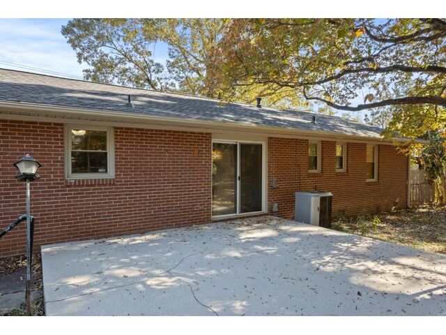 Photo of 489 Neville Street