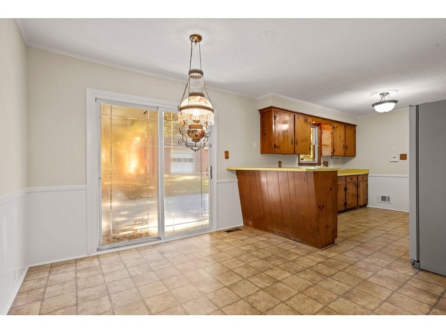 Photo of 489 Neville Street