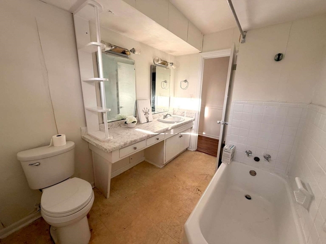 Photo of 3832 Maid Marion Lane