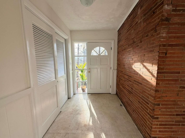 Photo of 3832 Maid Marion Lane