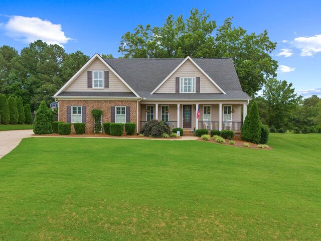 Photo of 211 Piper Glen Lane