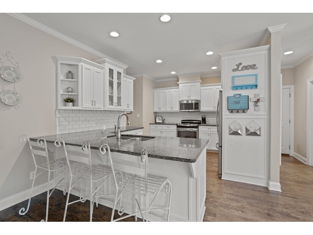Photo of 211 Piper Glen Lane