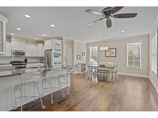 Photo of 211 Piper Glen Lane