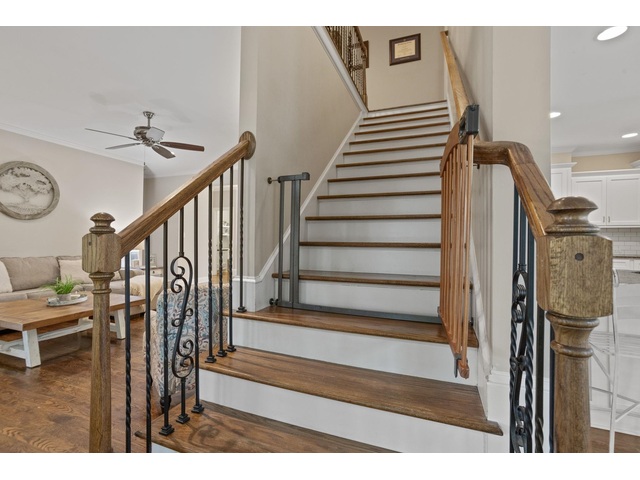 Photo of 211 Piper Glen Lane