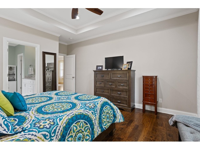 Photo of 211 Piper Glen Lane