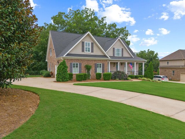 Photo of 211 Piper Glen Lane