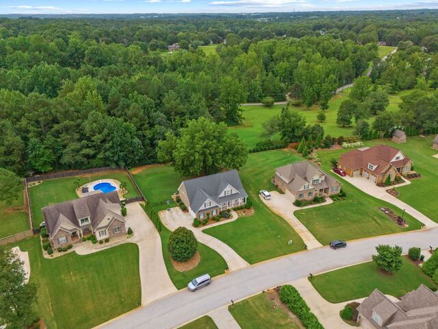 Photo of 211 Piper Glen Lane
