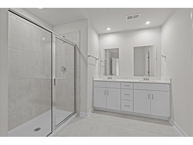 Photo of 658 Cozy Bluff Road