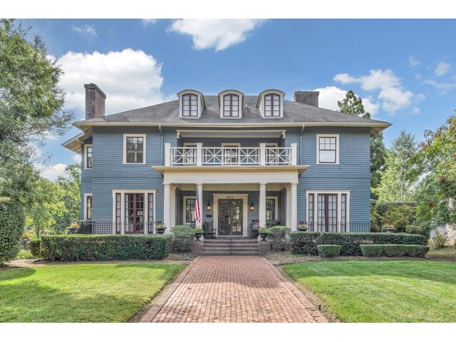 Photo of 571 E Main Street