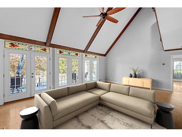 Photo of 317 E Killarney Lake