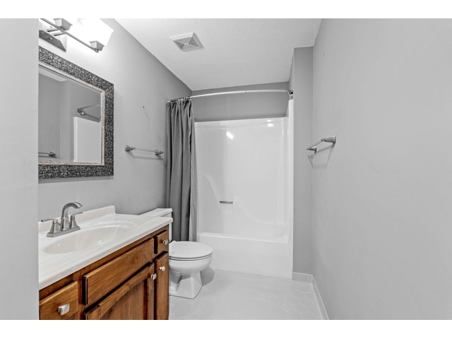 Photo of 317 E Killarney Lake