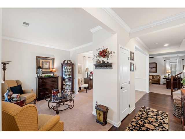 Photo of 455 Shoreline Boulevard Photo of 455 Shoreline Boulevard