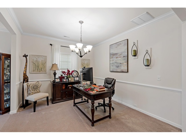 Photo of 455 Shoreline Boulevard Photo of 455 Shoreline Boulevard