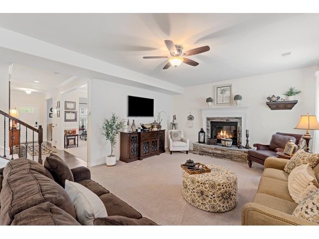 Photo of 455 Shoreline Boulevard Photo of 455 Shoreline Boulevard