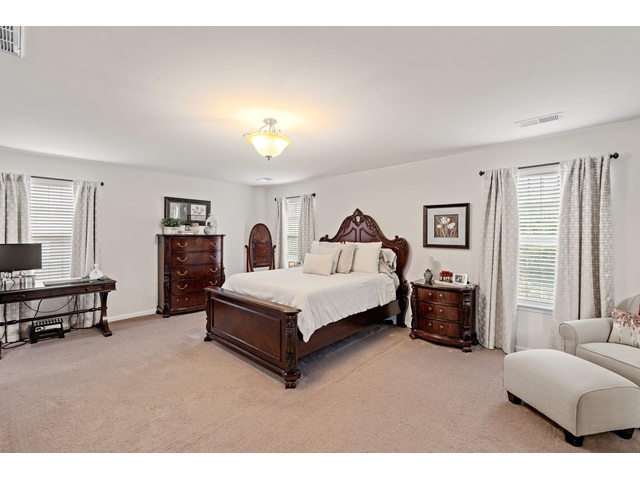 Photo of 455 Shoreline Boulevard Photo of 455 Shoreline Boulevard