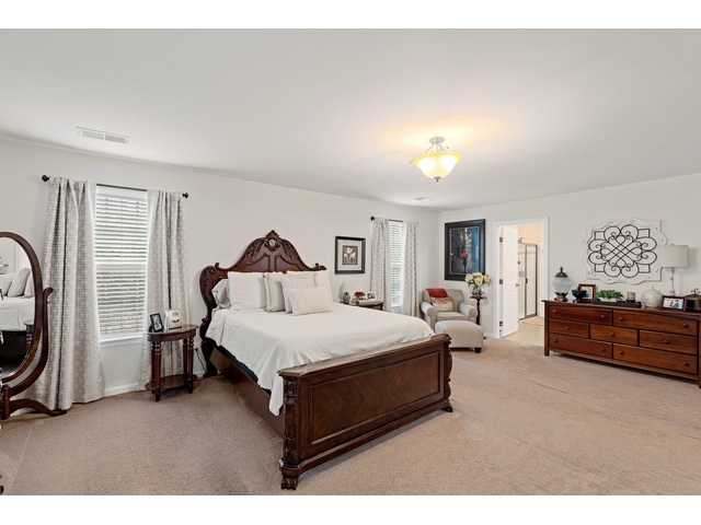 Photo of 455 Shoreline Boulevard Photo of 455 Shoreline Boulevard