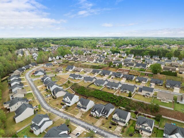 Photo of 455 Shoreline Boulevard Photo of 455 Shoreline Boulevard