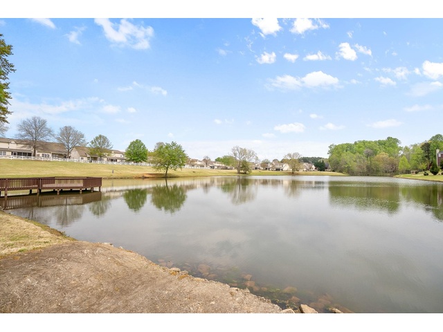 Photo of 455 Shoreline Boulevard Photo of 455 Shoreline Boulevard