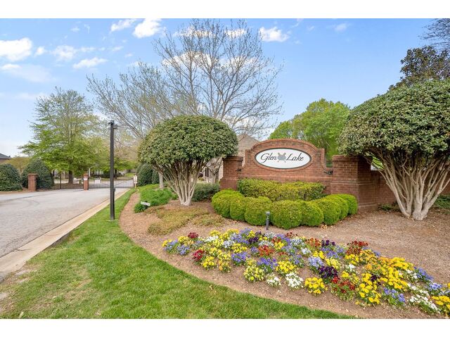 Photo of 455 Shoreline Boulevard Photo of 455 Shoreline Boulevard