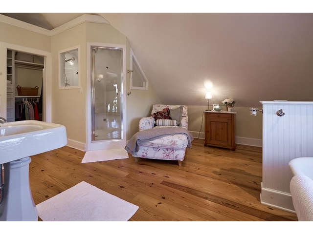 Photo of 226 John Smith Road