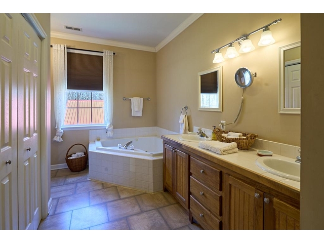 Photo of 226 John Smith Road