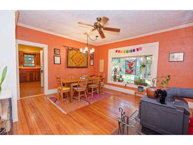 Photo of 700 N Trade Avenue