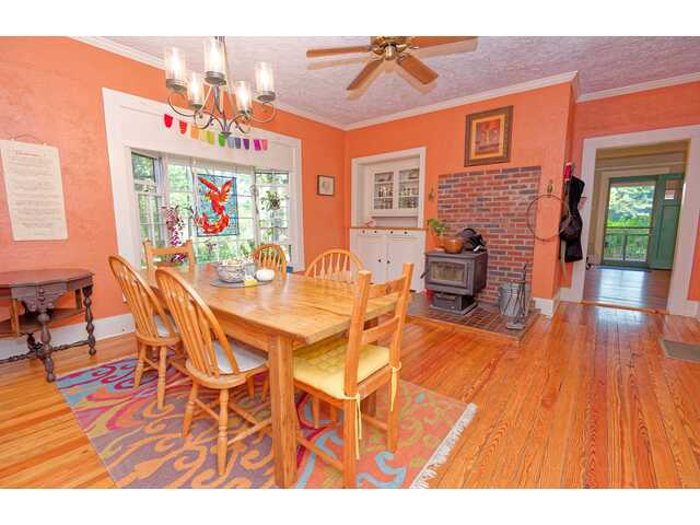 Photo of 700 N Trade Avenue