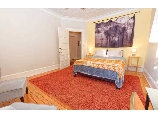 Photo of 700 N Trade Avenue