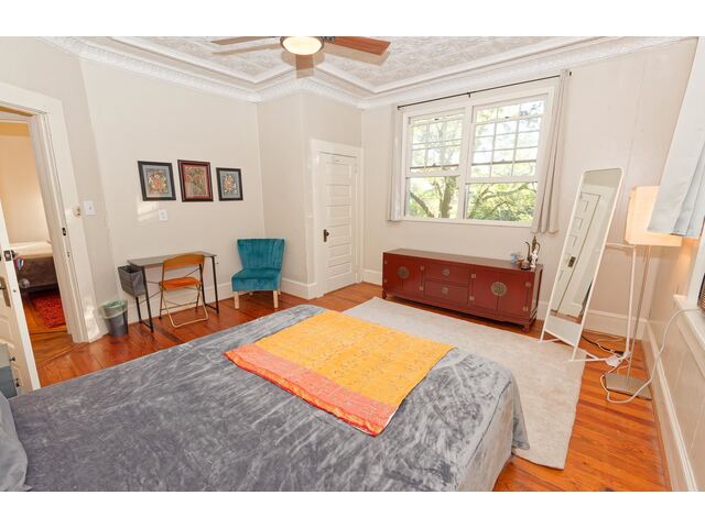 Photo of 700 N Trade Avenue