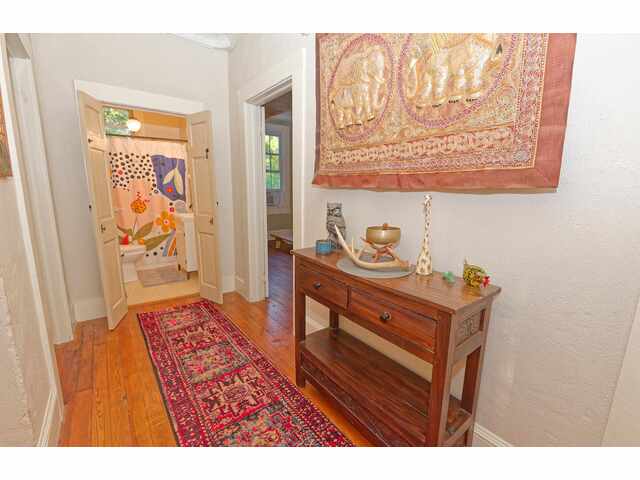 Photo of 700 N Trade Avenue