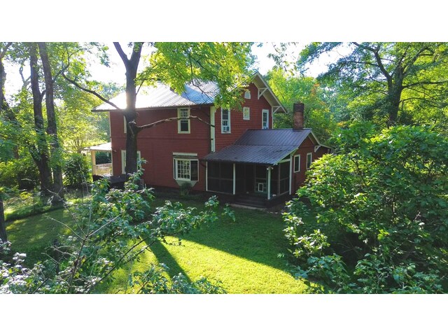 Photo of 700 N Trade Avenue