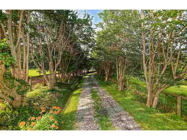 Photo of 700 N Trade Avenue