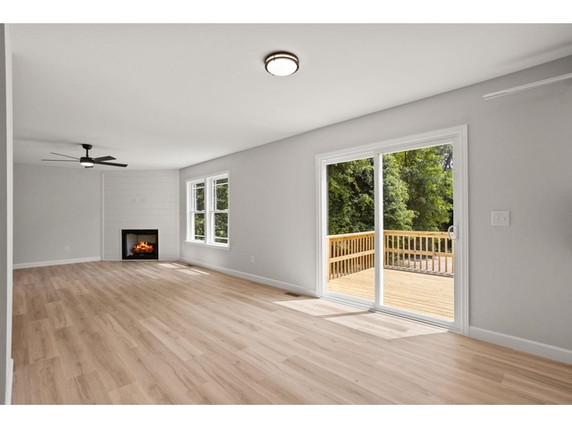 Photo of 7 Lyman Lake Road