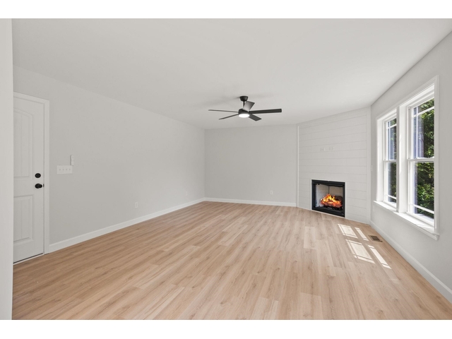 Photo of 7 Lyman Lake Road