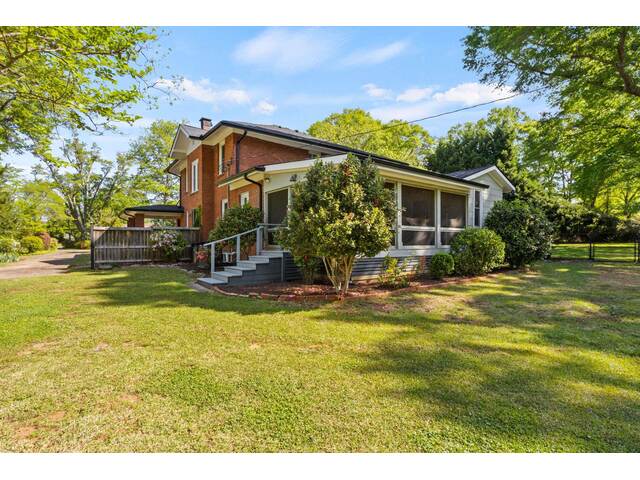Photo of 504 Spartanburg Road