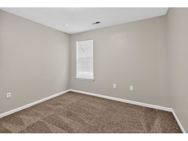 Photo of 1876 Tamara Way