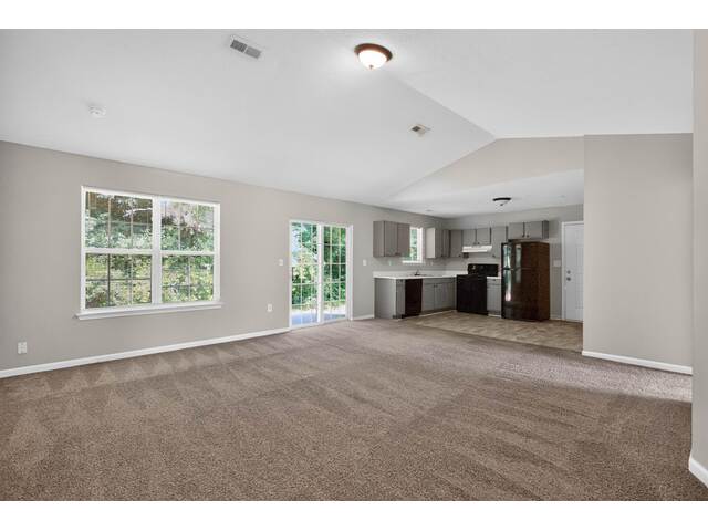 Photo of 1876 Tamara Way