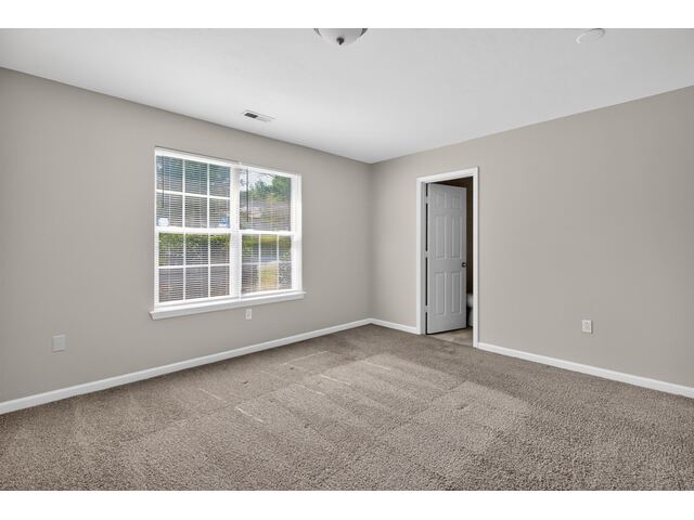 Photo of 1876 Tamara Way