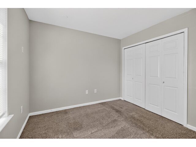 Photo of 1876 Tamara Way