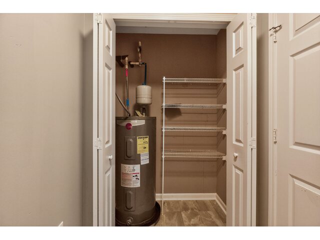 Photo of 1876 Tamara Way
