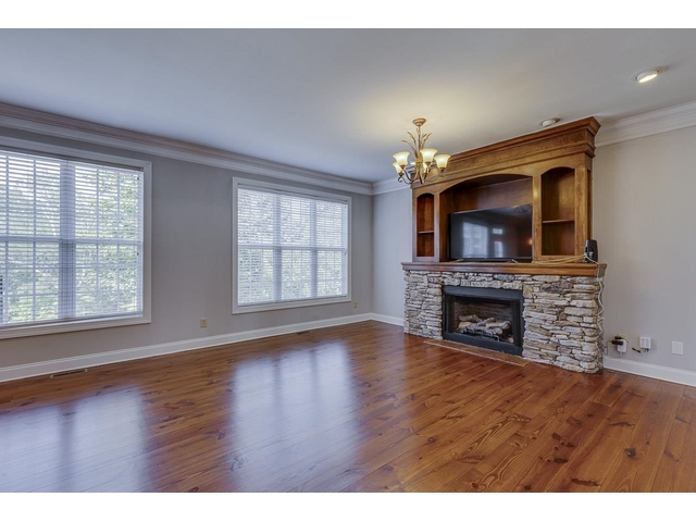 Photo of 319 Wexford Hills Court