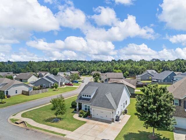 Photo of 262 E Pyrenees Drive Photo of 262 E Pyrenees Drive