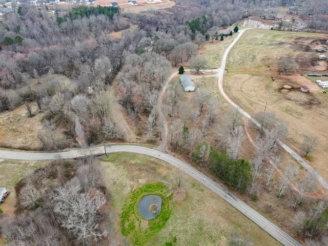 Photo of 166 Double Bridge Road