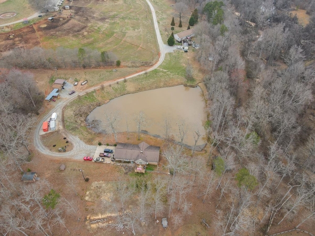 Photo of 166 Double Bridge Road