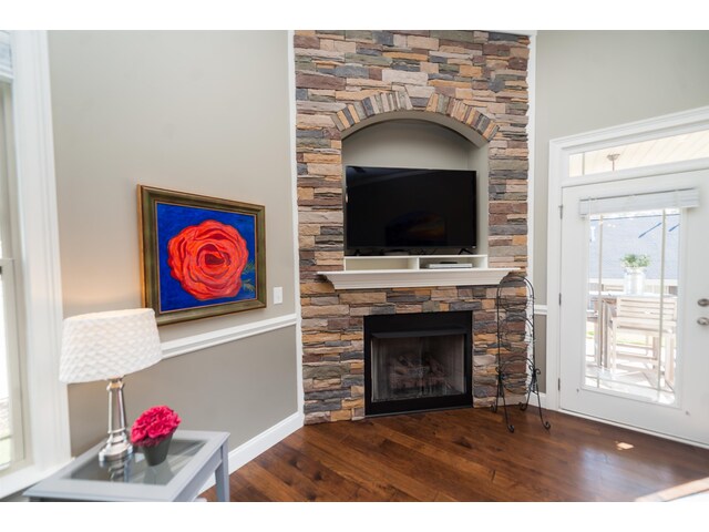 Photo of 824 Sterling Drive Photo of 824 Sterling Drive