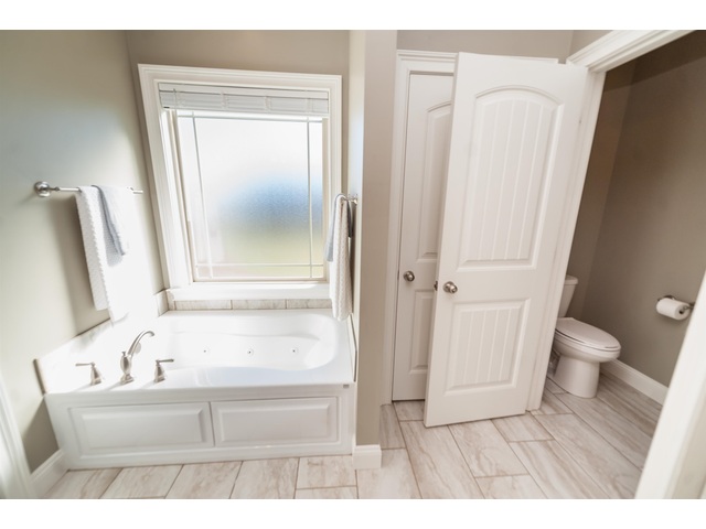 Photo of 824 Sterling Drive Photo of 824 Sterling Drive