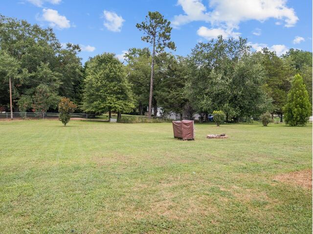 Photo of 102 Stoneledge Drive